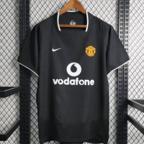 Retro Manchester United Away Shirt 03/04