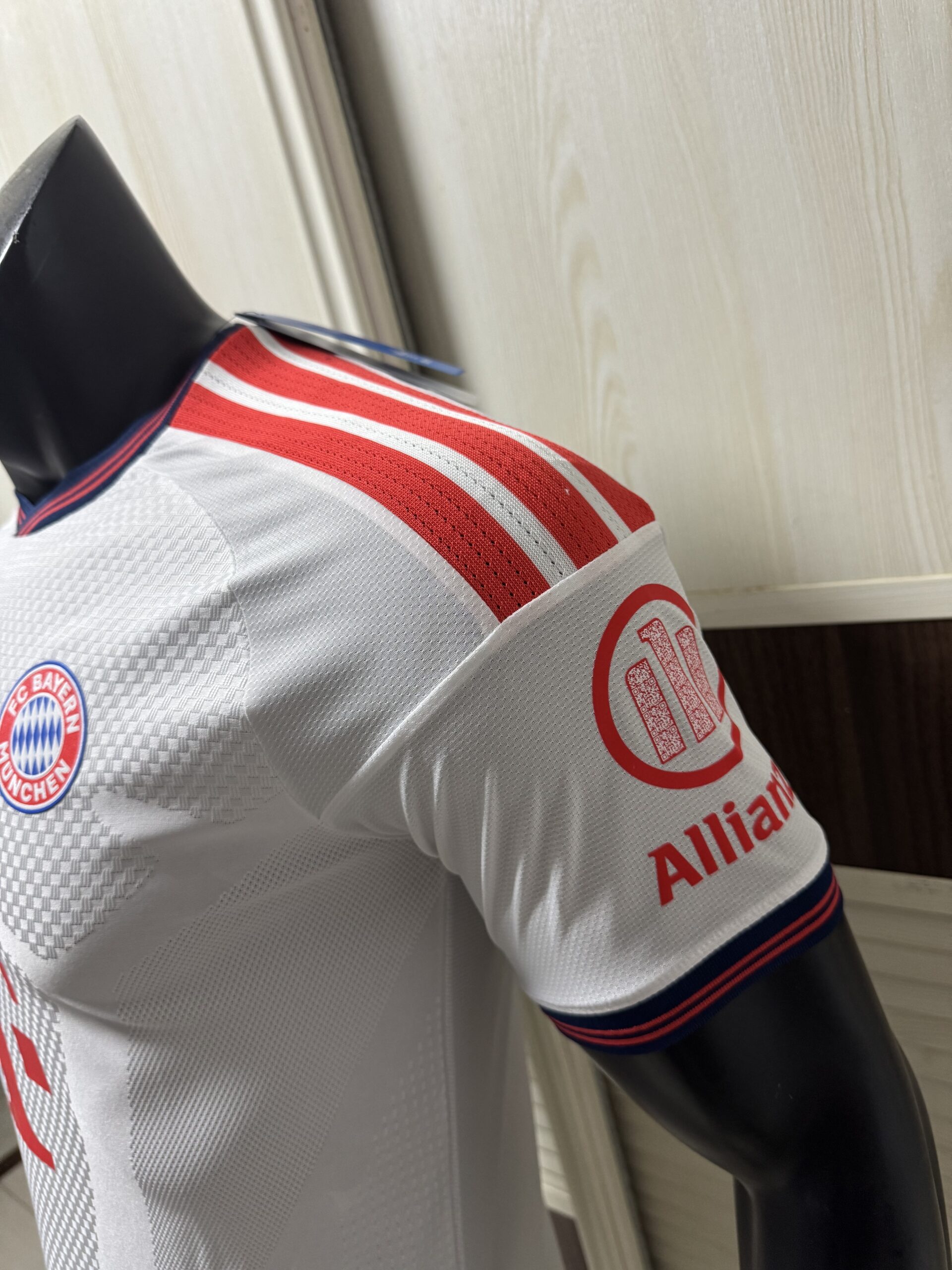 Adidas FC Bayern Munich 2024-25 Third Soccer Football Shirt – Off-White | Diamond Graphic | Vintage Edition - Image 4