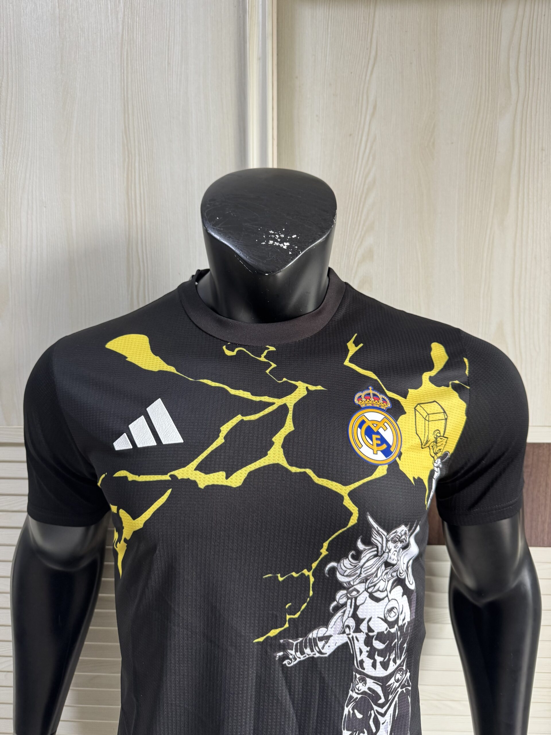 Adidas Real Madrid x Marvel Avengers T-Shirt – Black | Limited Edition Comic Graphic Collab | 2025 Capsule Collection - Image 2
