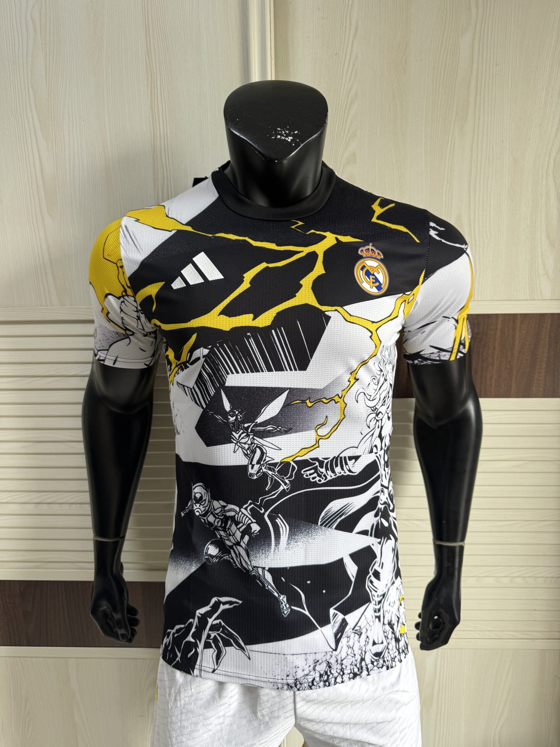 Adidas Real Madrid x Marvel Avengers 25/26 Pre-Match Jersey – White Black & Gold | Thor Comic Graphic | Limited Edition
