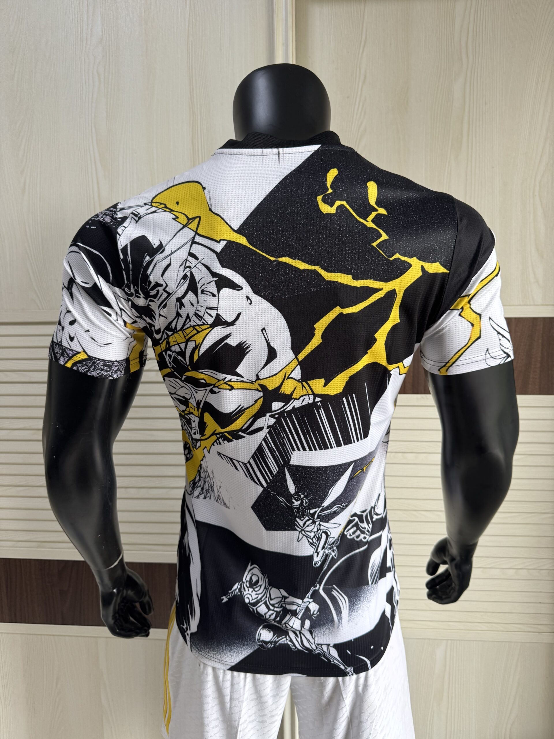 Adidas Real Madrid x Marvel Avengers 25/26 Pre-Match Jersey – White Black & Gold | Thor Comic Graphic | Limited Edition - Image 3