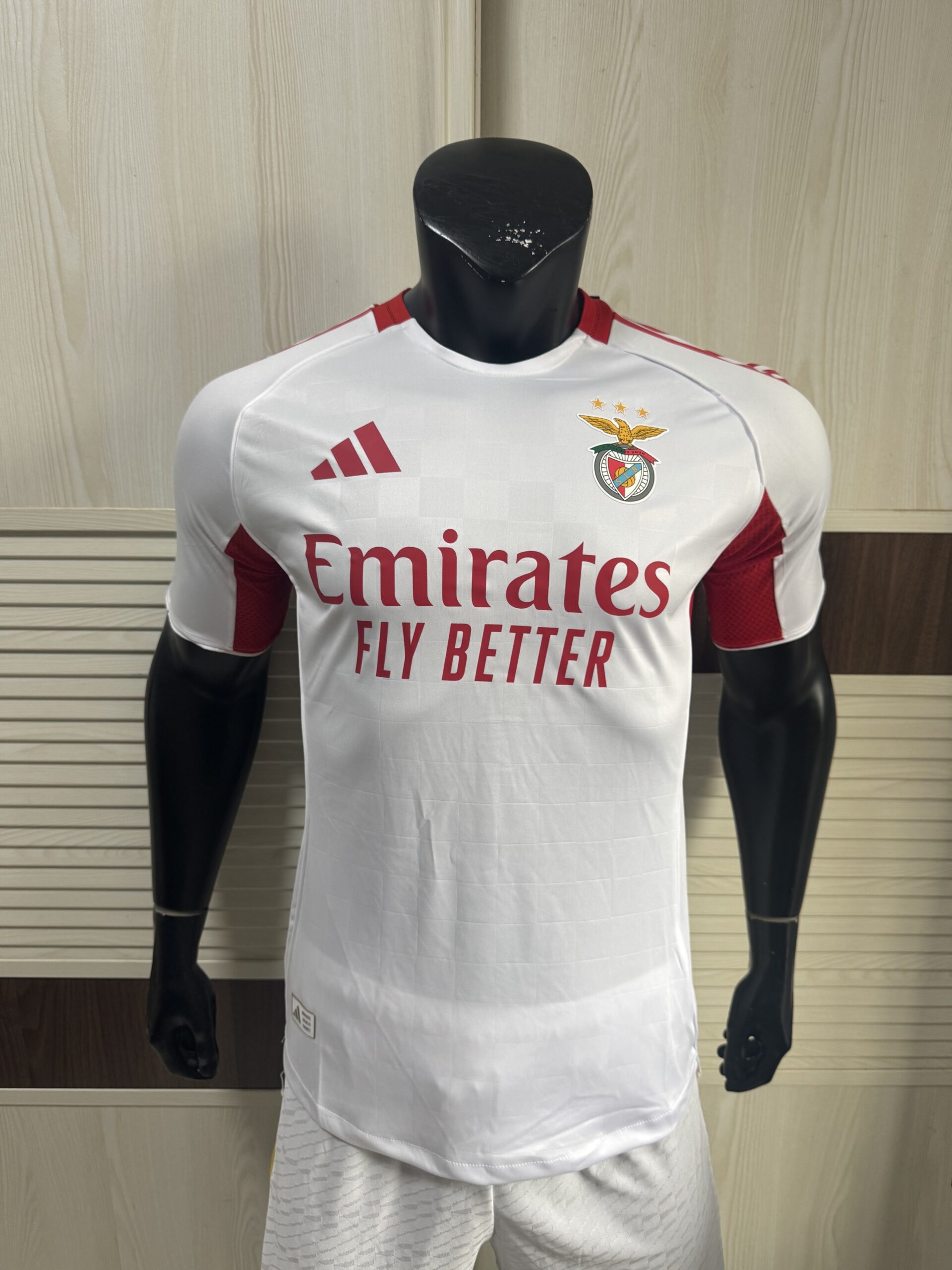 Adidas SL Benfica 2025/26 Third Jersey – White & Red | Goal Net Texture | Official Football Shirt - Image 2