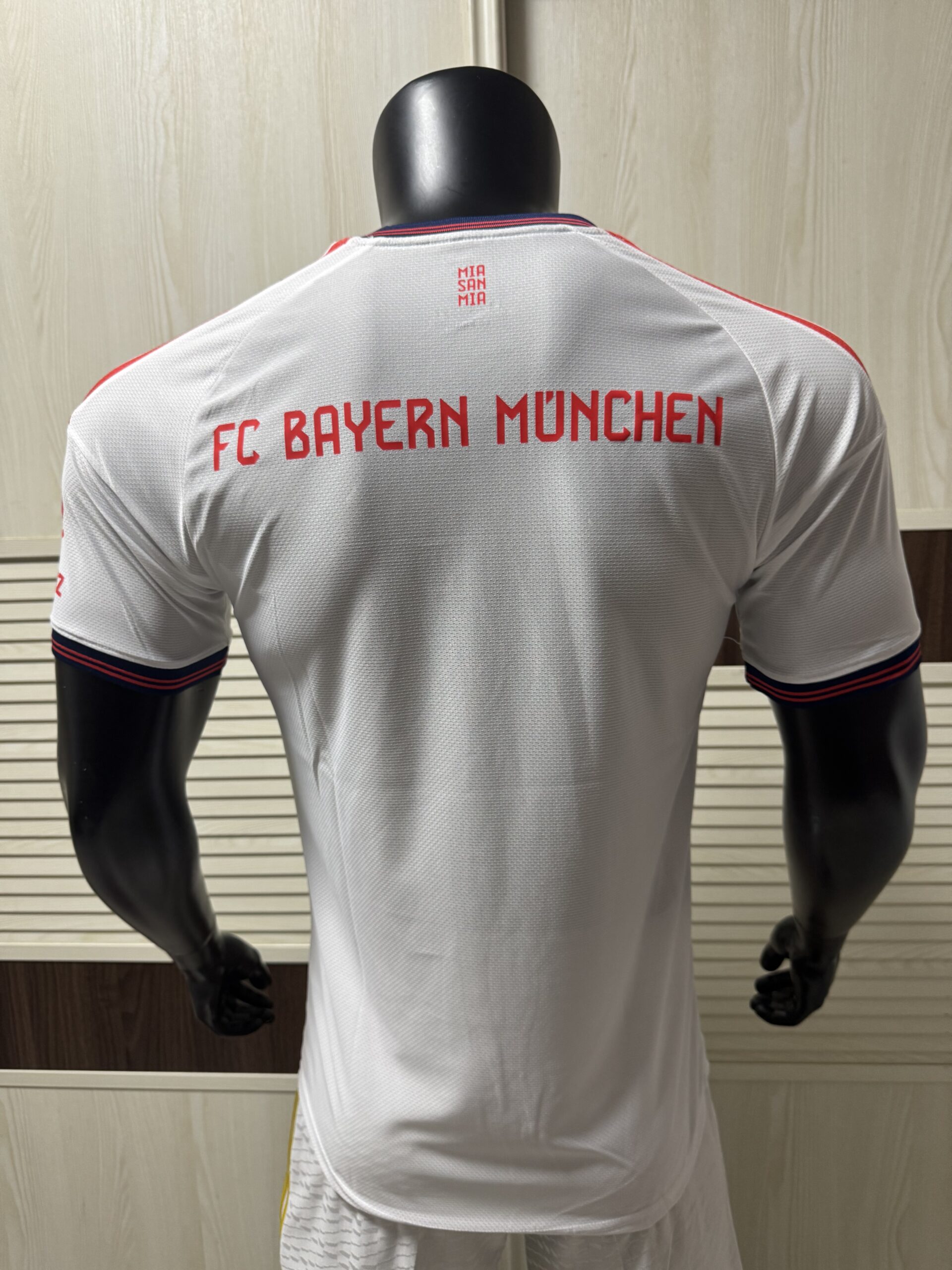 Adidas FC Bayern Munich 2024-25 Third Soccer Football Shirt – Off-White | Diamond Graphic | Vintage Edition - Image 2