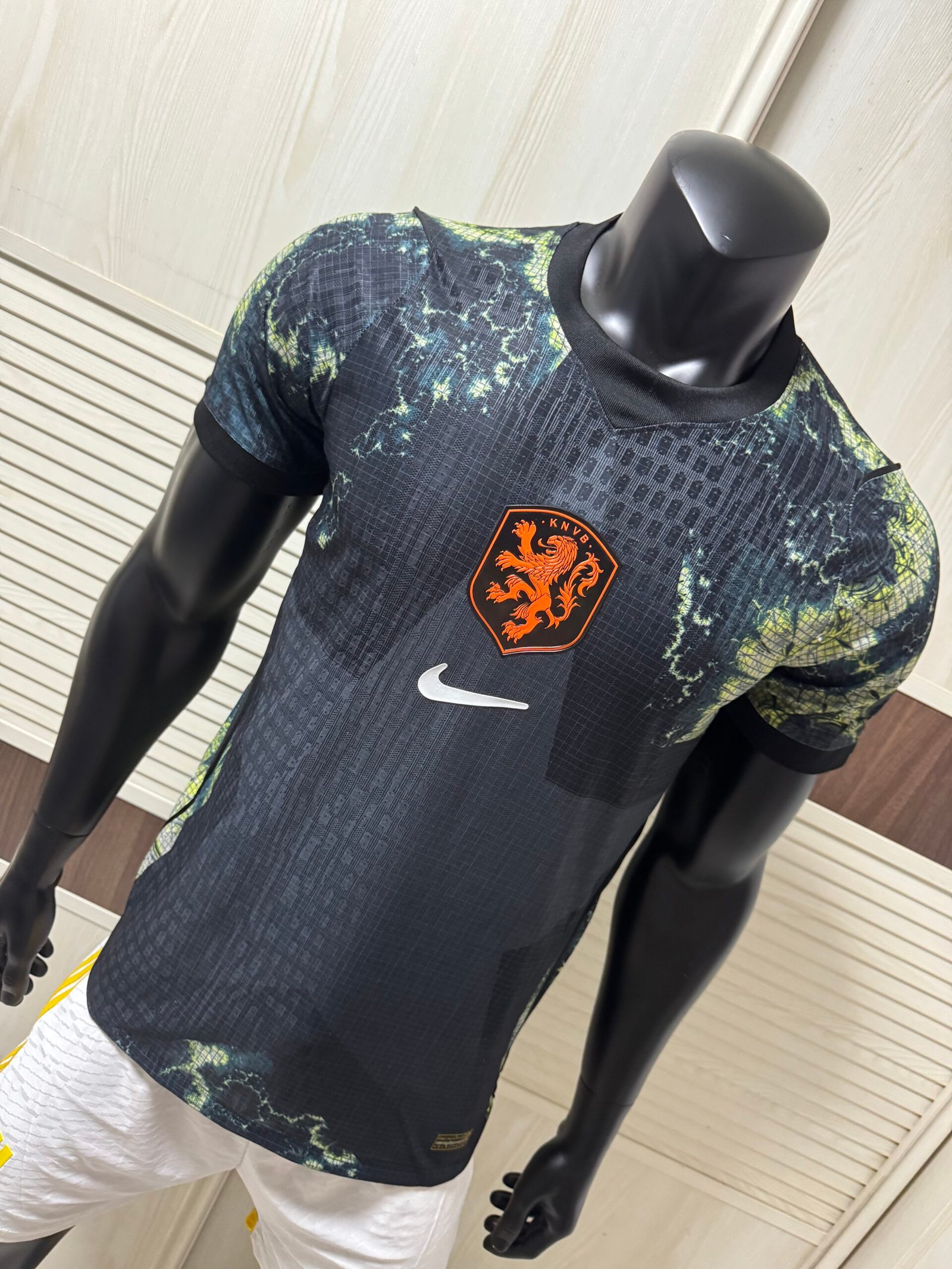 Netherlands 2026/27 Stadium Goalkeeper - Image 4