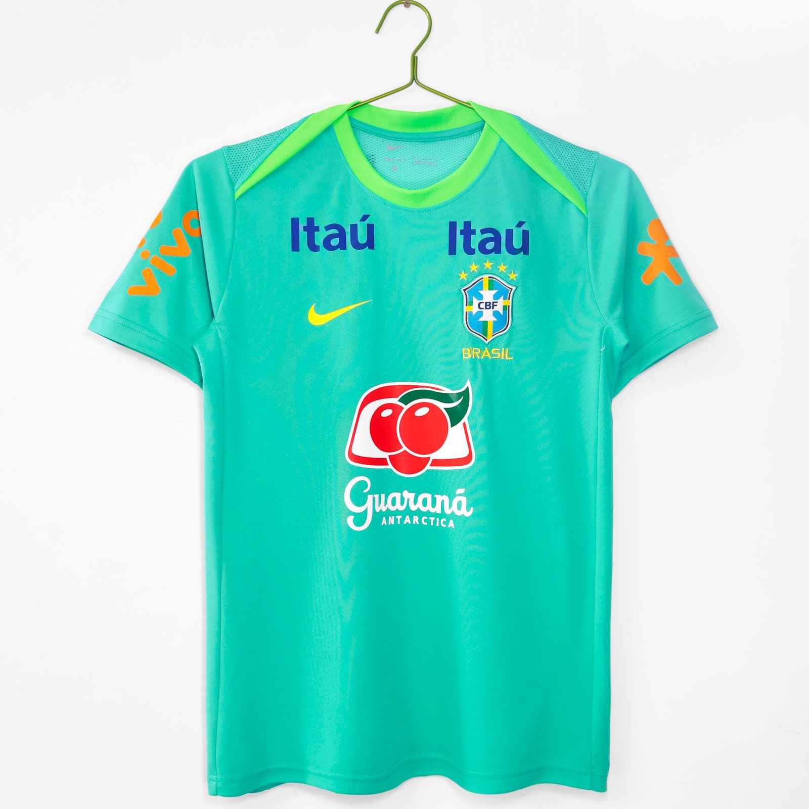 2024 Brazil Lake Green Training Kit 0A10