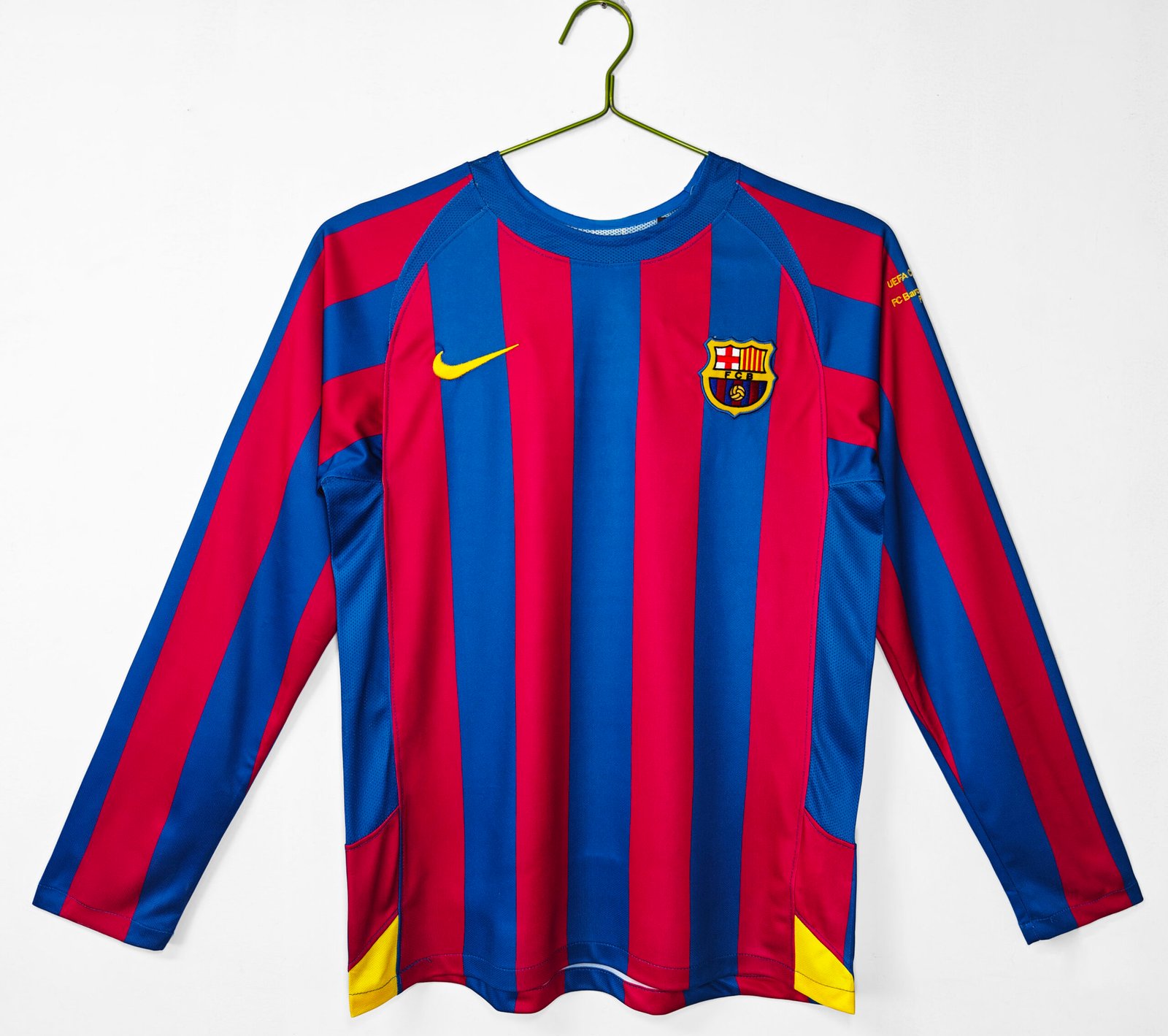 2005/06 Barcelona Home Champions League 3B10