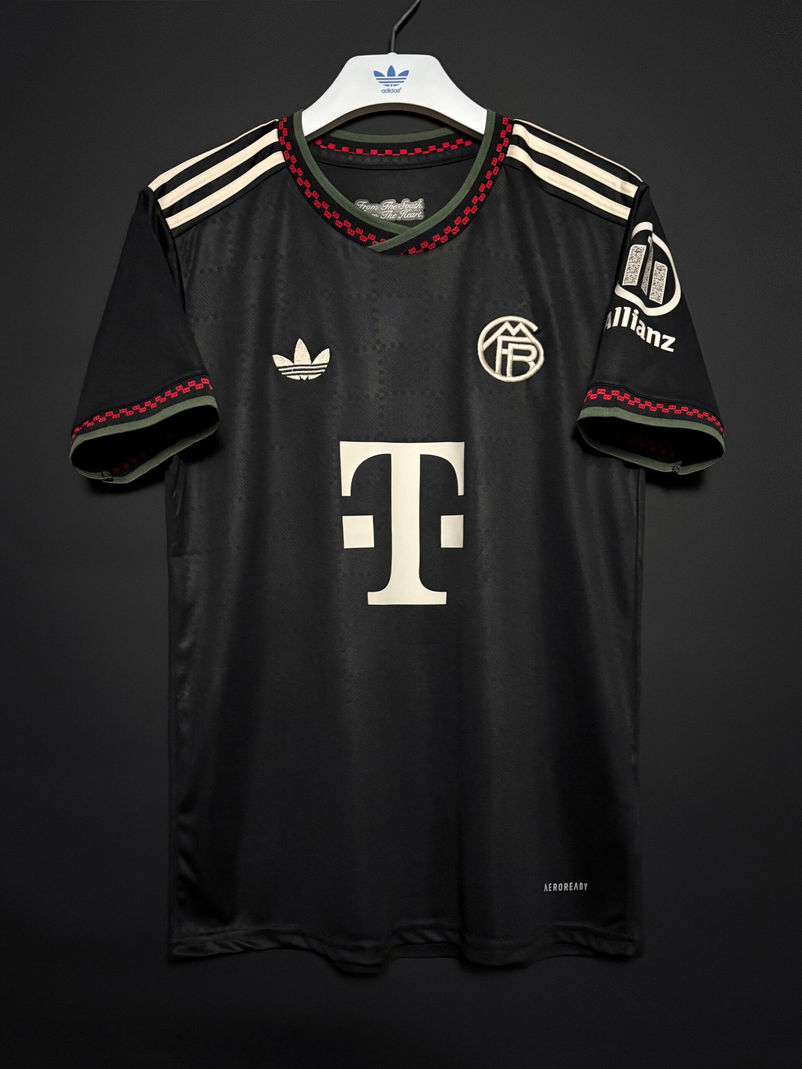 25–26 Bayern Munich Away Jersey