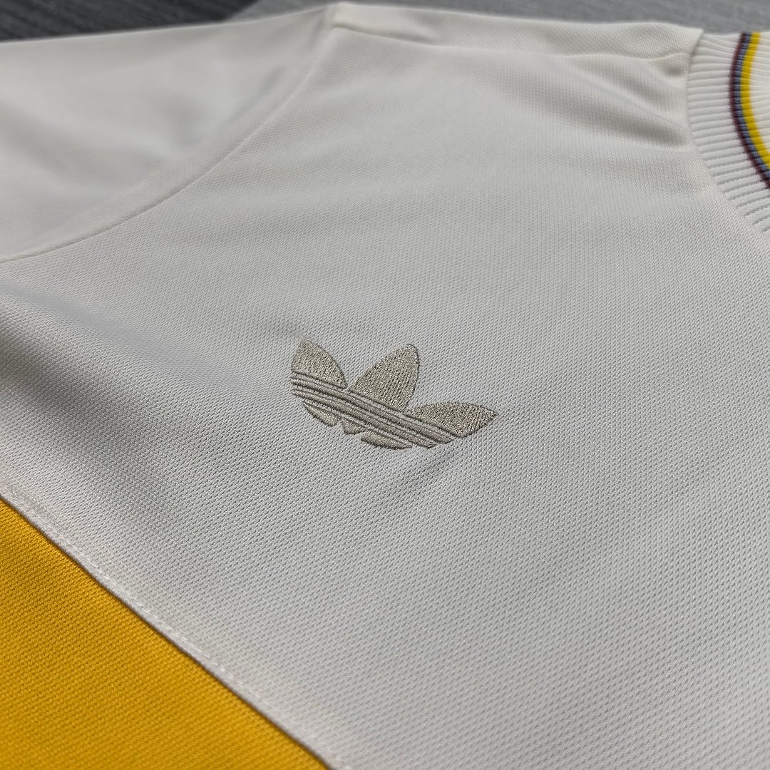 Colombia Commemorative Edition Jersey 2024-25 close-up
